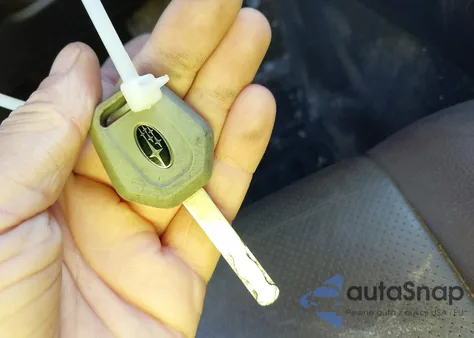 2010 Subaru Legacy 2.5I Limited из США, поврежденный, VIN 4S3BMBK6XA3223219